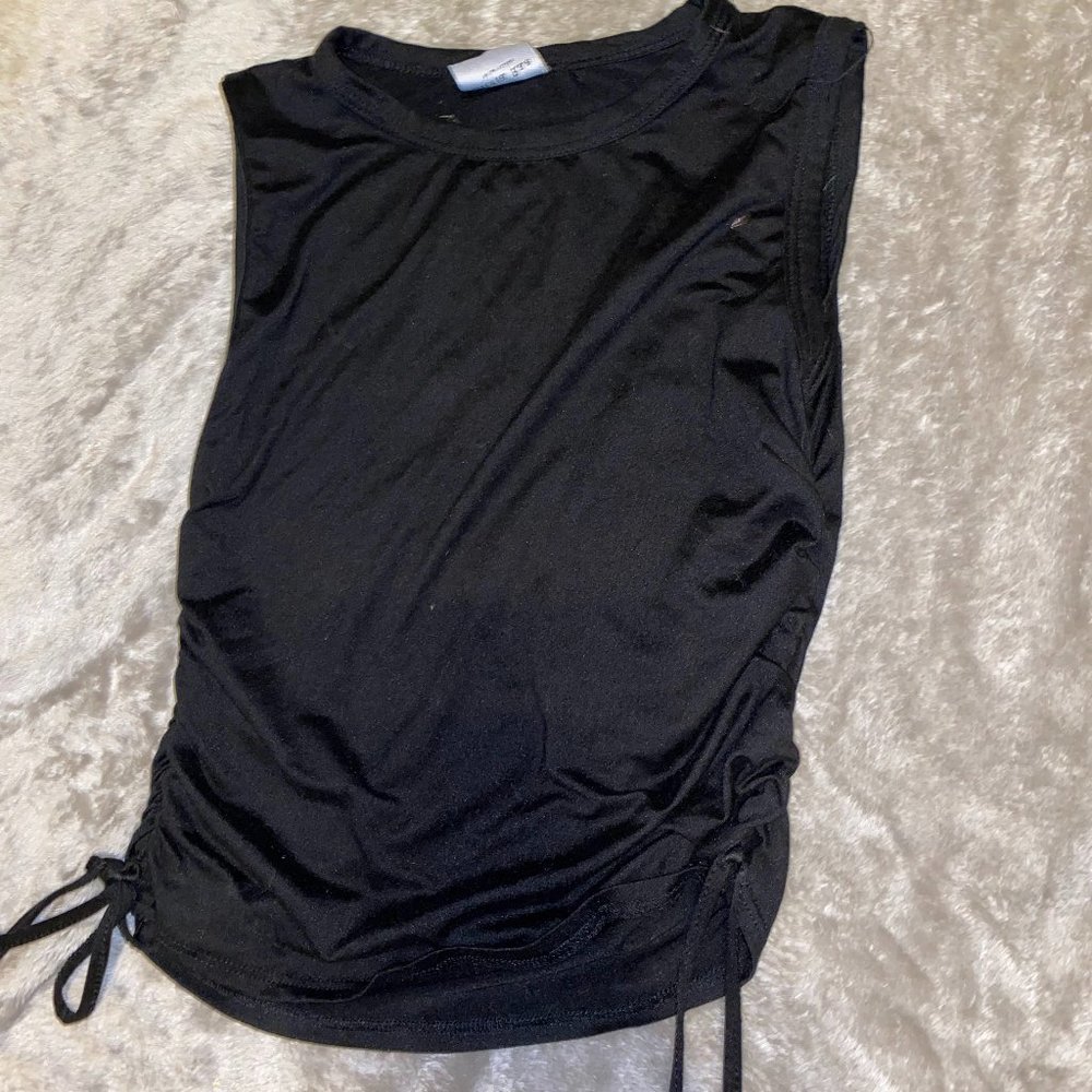 Black athletic tank